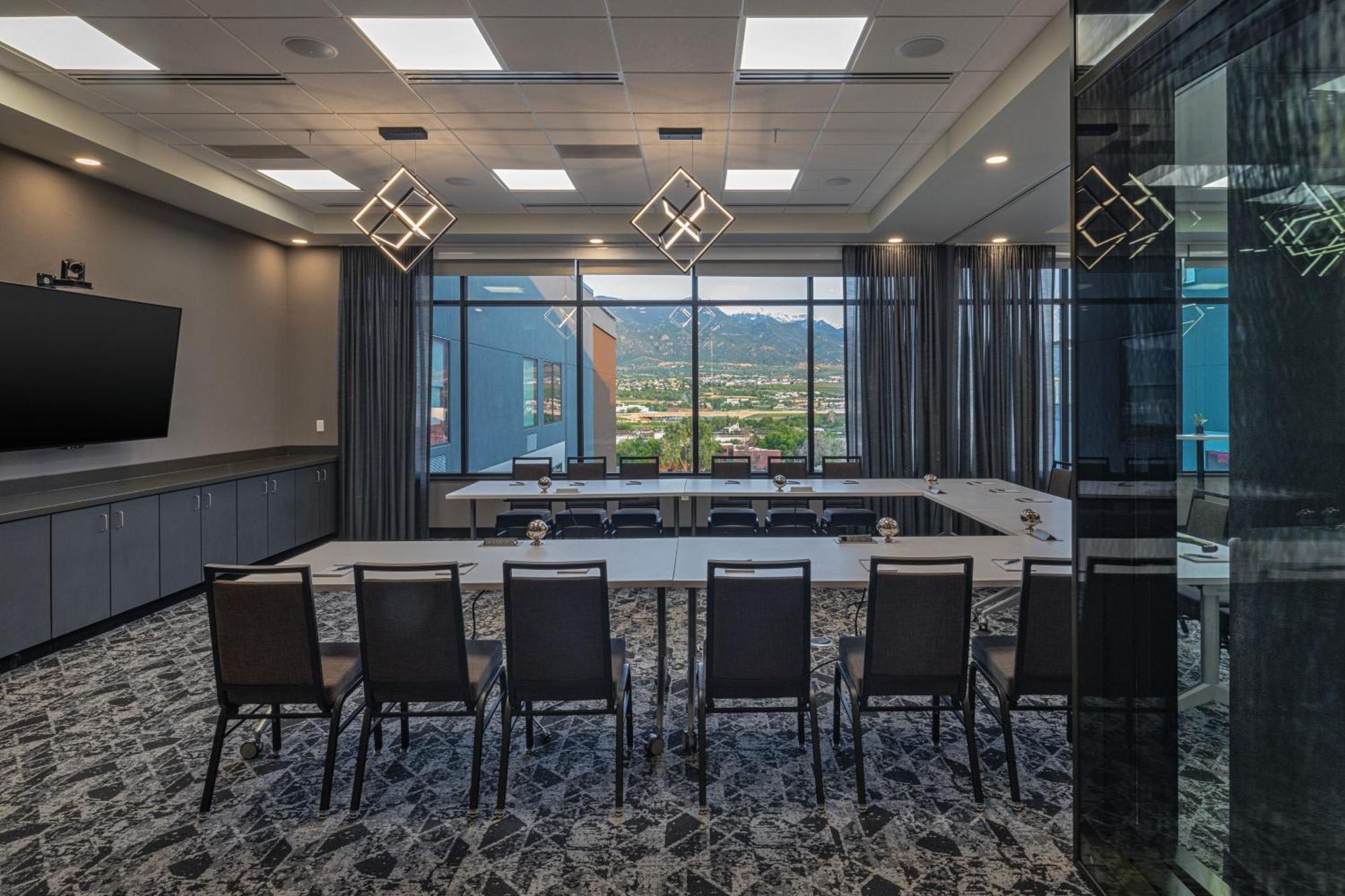 Element Colorado Springs Downtown Otel Dış mekan fotoğraf